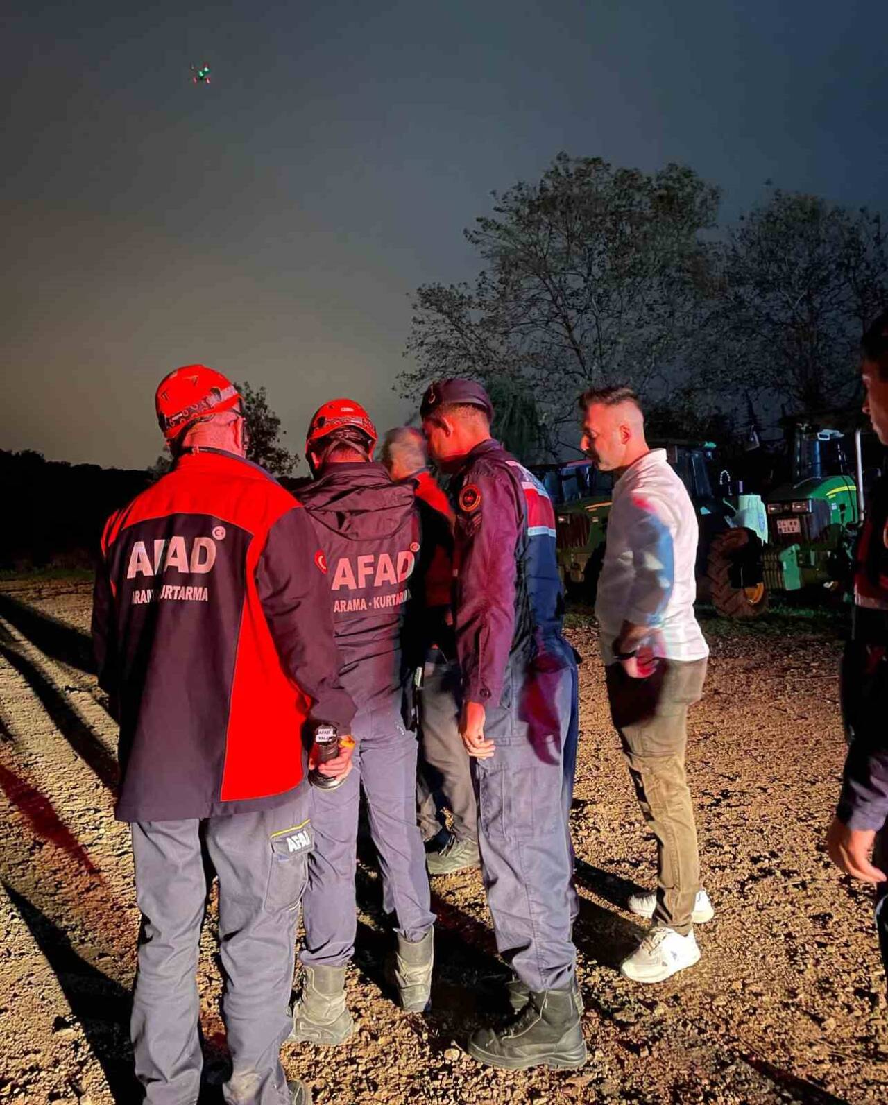 Yalova'nın Çiftlikköy ilçesinde, Alzheimer hastası bir yaşlı adam kayboldu. AFAD