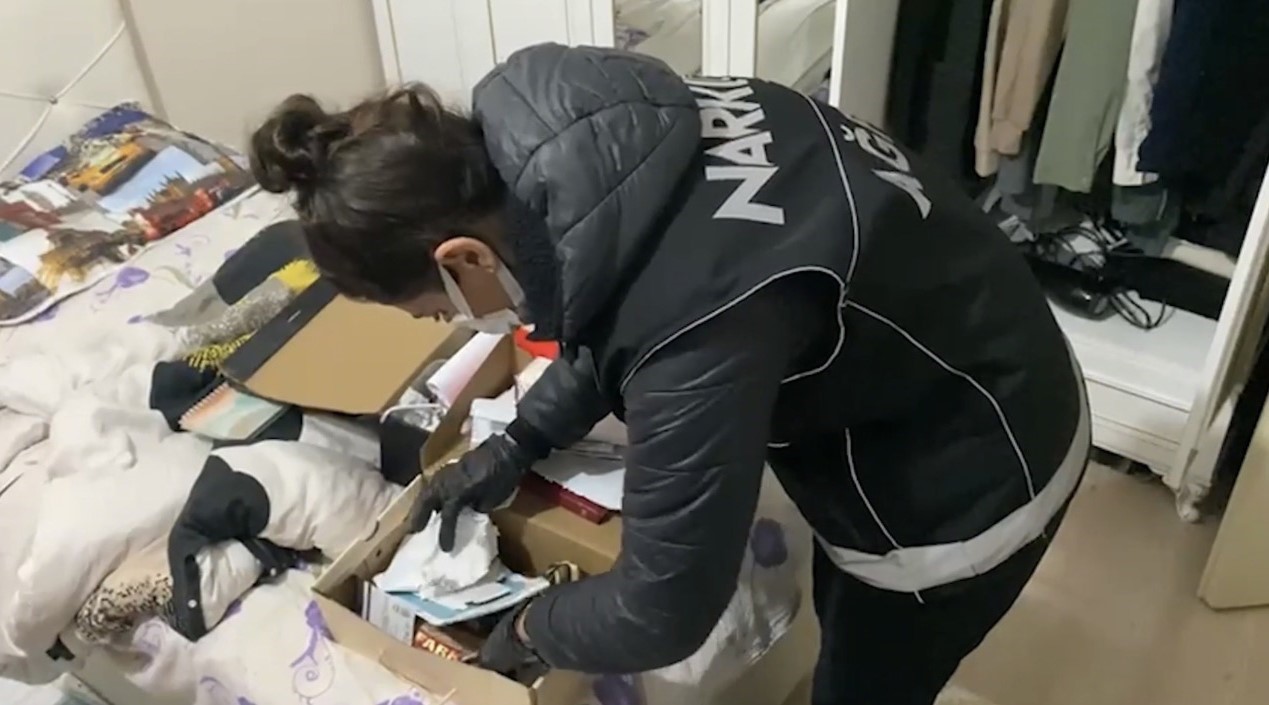 Ağrı İl Emniyet Müdürlüğü, Patnos ve merkez ilçelerinde düzenlediği operasyonla