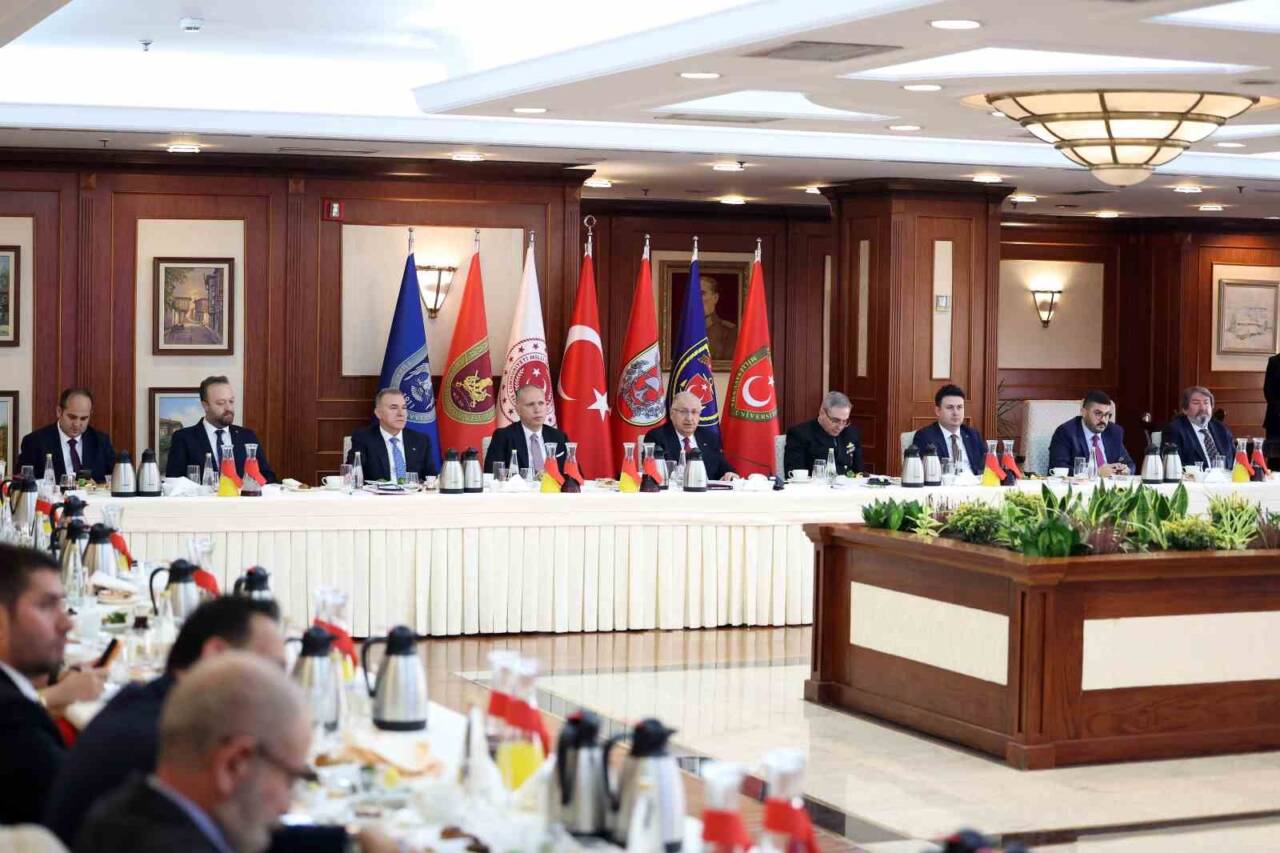 Milli Savunma Bakanı Yaşar Güler, PKK'nın sona ermesiyle "Terörsüz Türkiye"