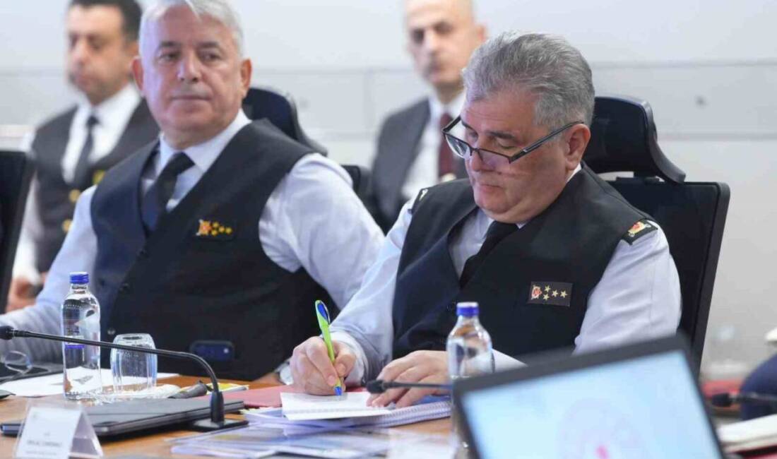 İçişleri Bakanı Ali Yerlikaya, yeni yıl için alınacak güvenlik tedbirlerinin