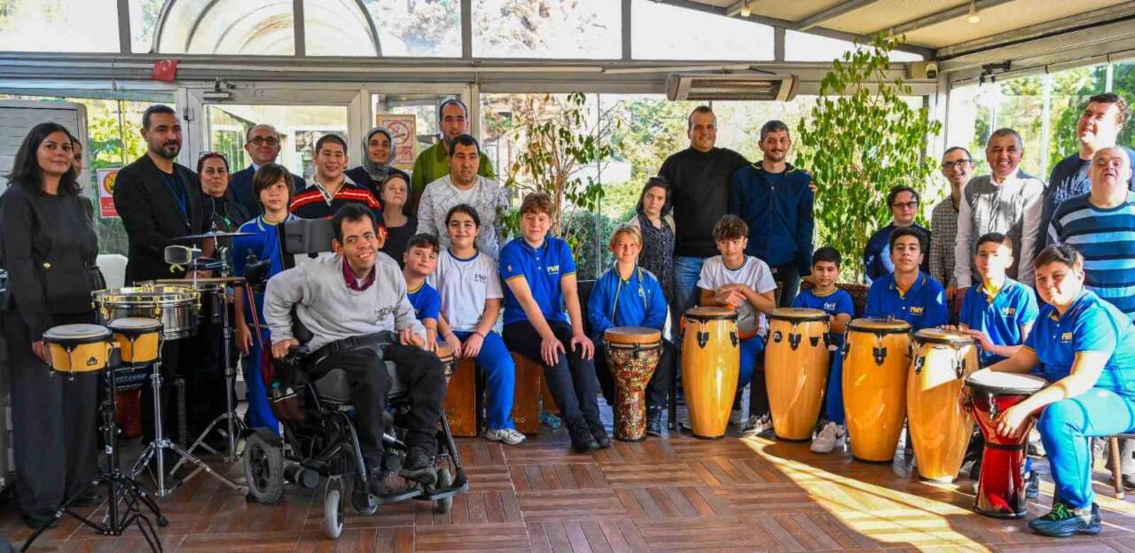 Beşiktaş Belediyesi, 3 Aralık Dünya Engelliler Günü'nde Nişantaşı Işık Ortaokulu'nda