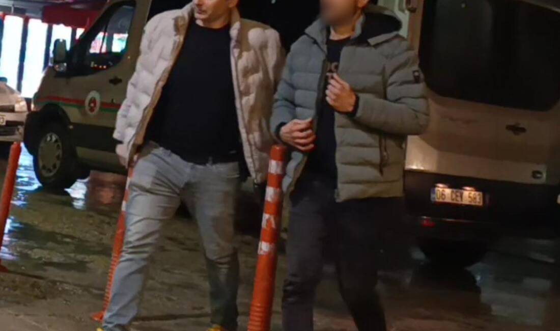 Bursa'nın İnegöl ilçesinde DEAŞ finansörü olduğu iddia edilen E.Y., polis