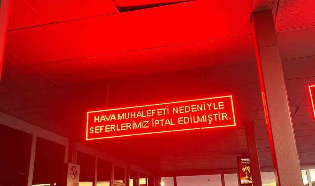 Meteoroloji Genel Müdürlüğü'nün uyarılarının ardından, İstanbul Adalar hattındaki vapur seferleri