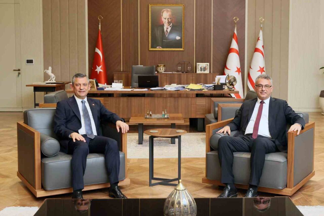 Kuzey Kıbrıs Türk Cumhuriyeti Cumhurbaşkanı Tufan Erhürman, CHP Genel Başkanı