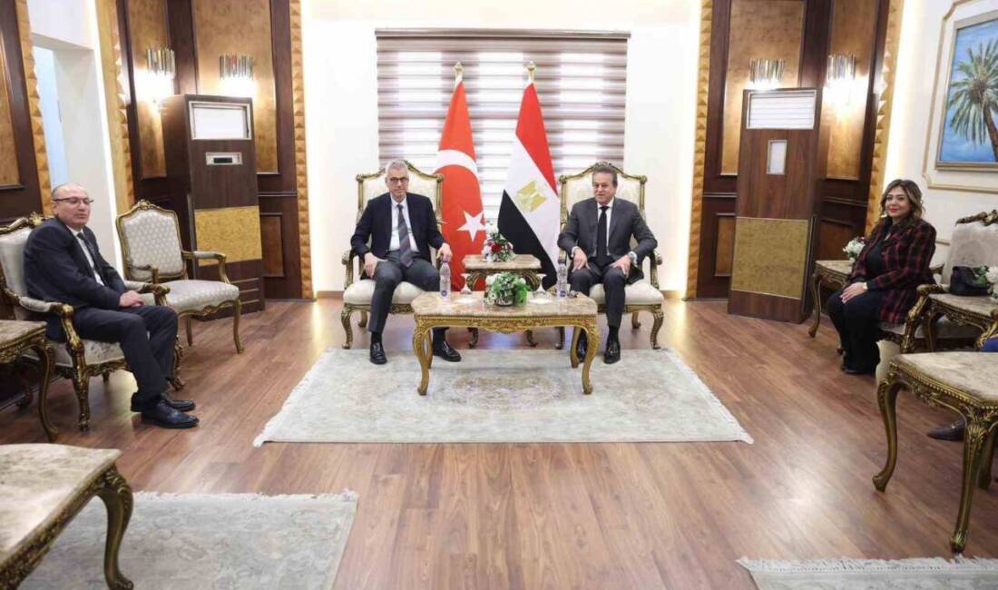 Sağlık Bakanı Kemal Memişoğlu, Mısır’a yaptığı resmi ziyaret sırasında Mısır