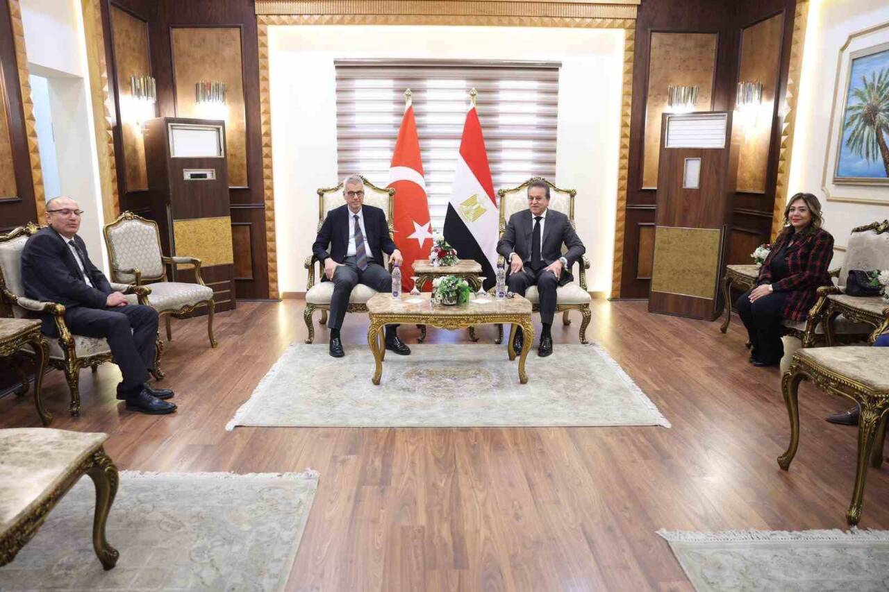 Sağlık Bakanı Kemal Memişoğlu, Mısır’a yaptığı resmi ziyaret sırasında Mısır