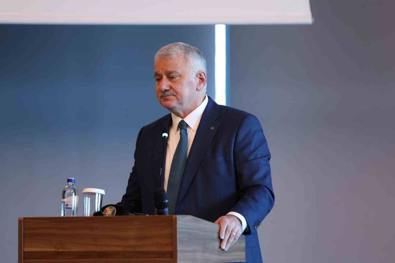 Türk Hava Yolları Genel Müdürü Bilal Ekşi, 2026'da İstanbul-Rize arasında