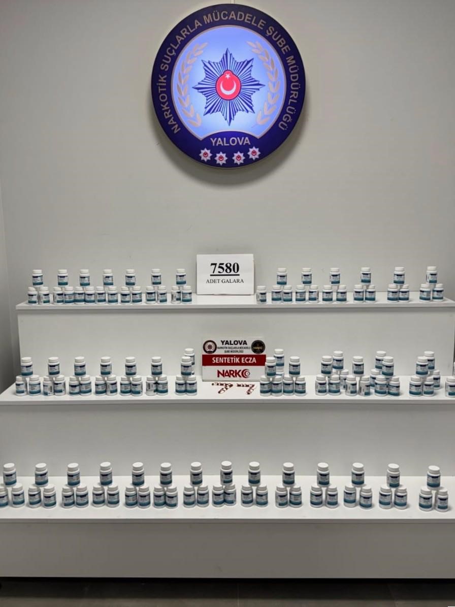 Yalova'da gerçekleştirilen uyuşturucu operasyonlarında gözaltına alınan 7 şüpheliden 6'sı tutuklandı.