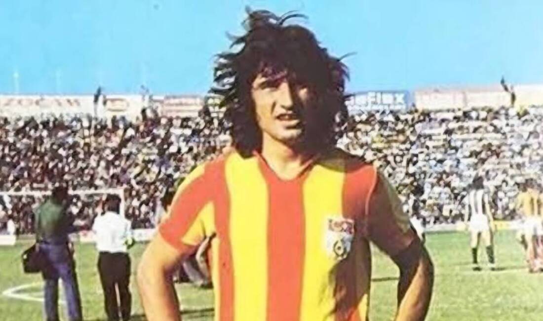 Cevdet CANTİMOR Türk Futbol efsanesi Gökmen ÖZDENAK' ın anısına saygı