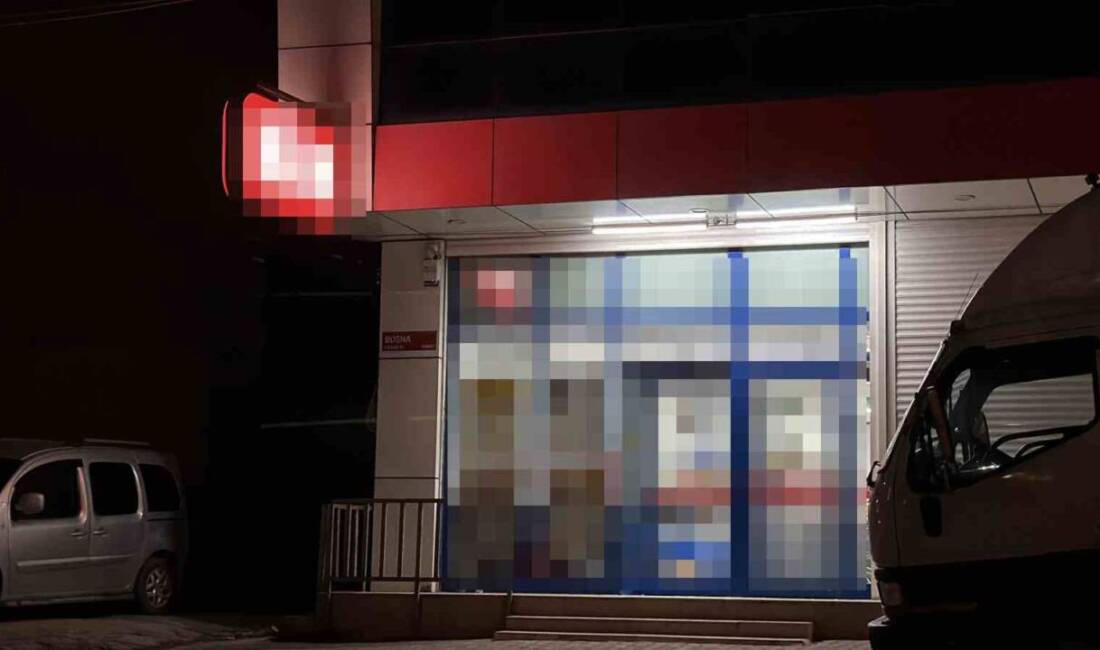 İstanbul Arnavutköy’de bir zincir markete motosikletle gelen 14 yaşındaki M.A.D.,