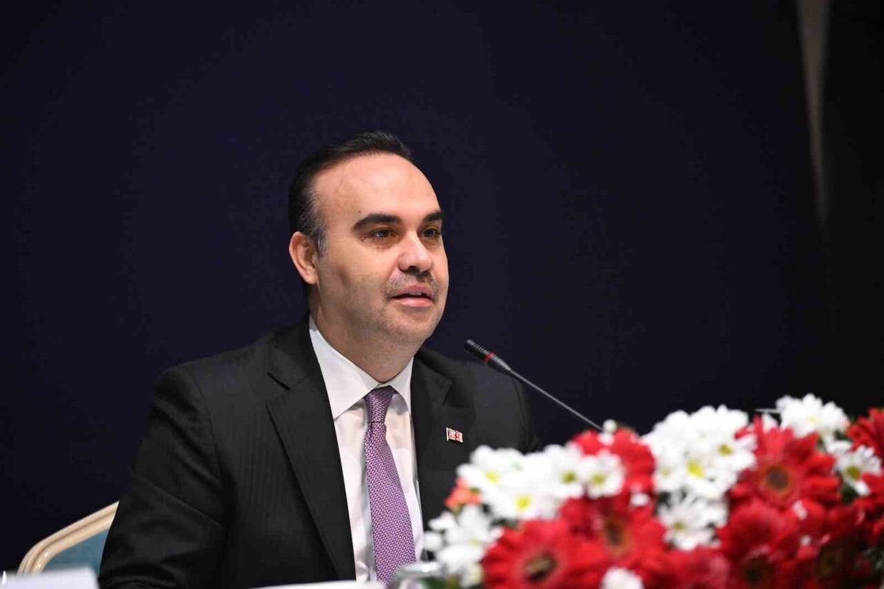 Sanayi ve Teknoloji Bakanı Mehmet Fatih Kacır, TÜBİTAK Uluslararası Lider