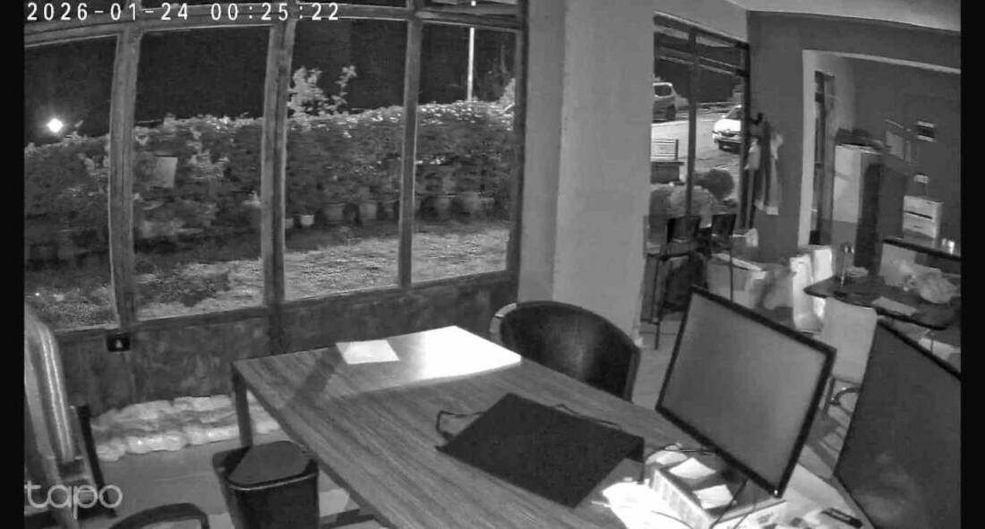 Balıkesir'de meydana gelen deprem, Bursa'nın Mudanya ilçesinde de hissedildi. Kısa