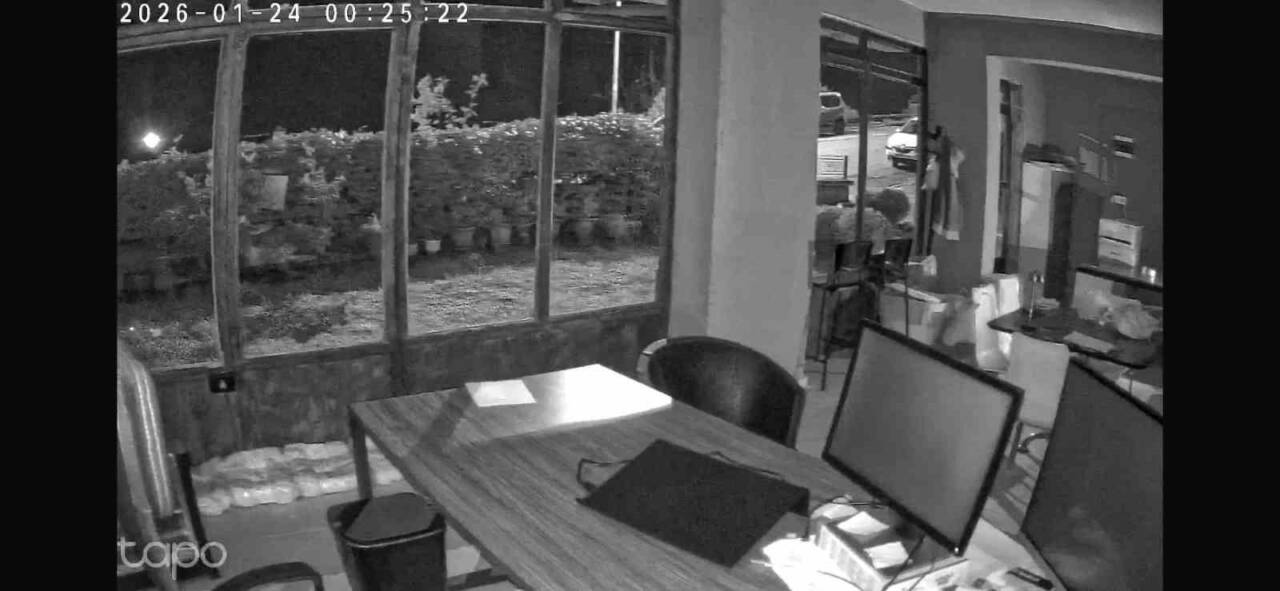 Balıkesir'de meydana gelen deprem, Bursa'nın Mudanya ilçesinde de hissedildi. Kısa