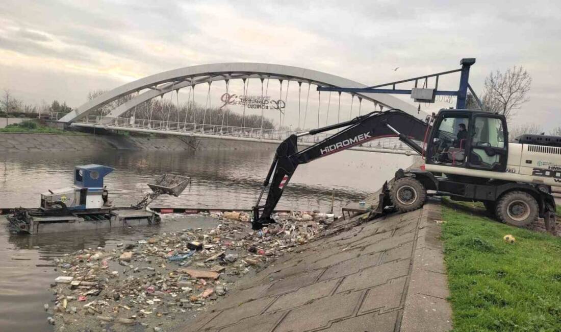 Kocaeli Büyükşehir Belediyesi, İzmit Körfezi'ni korumak için etkili bariyer sistemleri