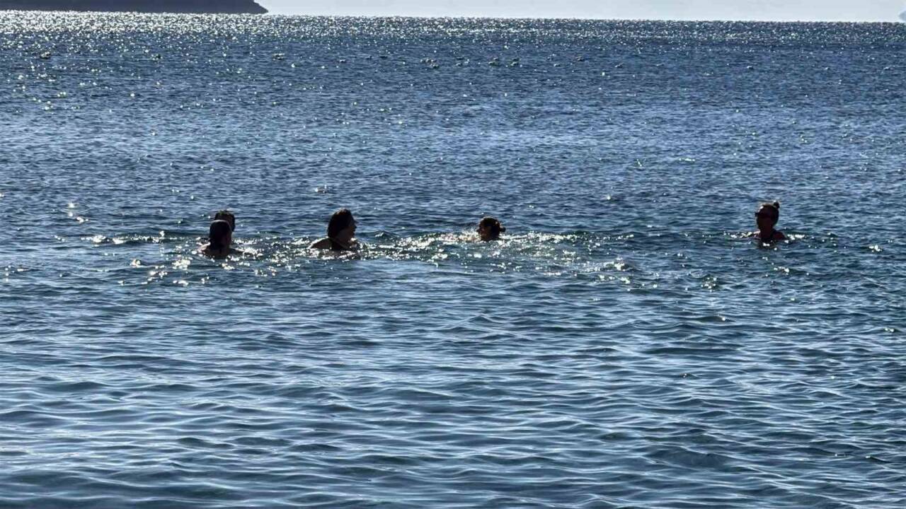 2026'nın ilk günü Bodrum'da, hava 7 derece olmasına rağmen, Bodrumspor