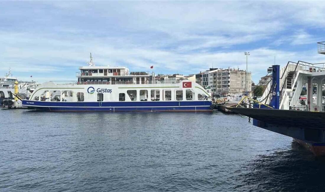Çanakkale'nin Bozcaada ve Gökçeada ilçelerine yapılacak feribot seferleri, hafta sonu
