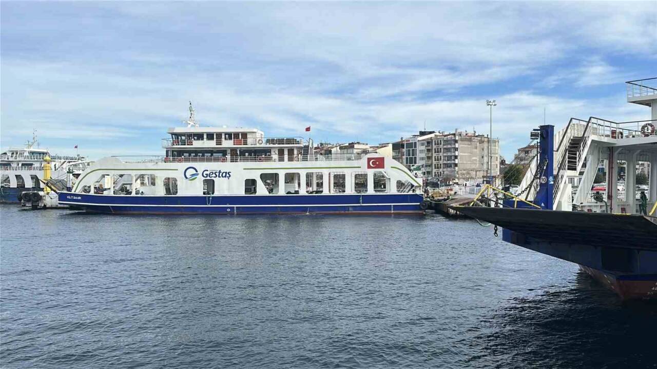 Çanakkale'nin Bozcaada ve Gökçeada ilçelerine yapılacak feribot seferleri, hafta sonu