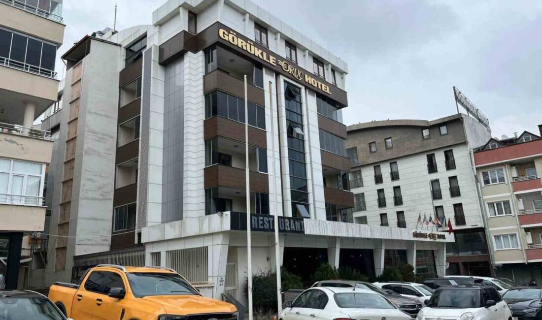 Bursa'nın Nilüfer ilçesindeki Oruç Otel'de çıkan yangın, sauna bölümündeki elektrik