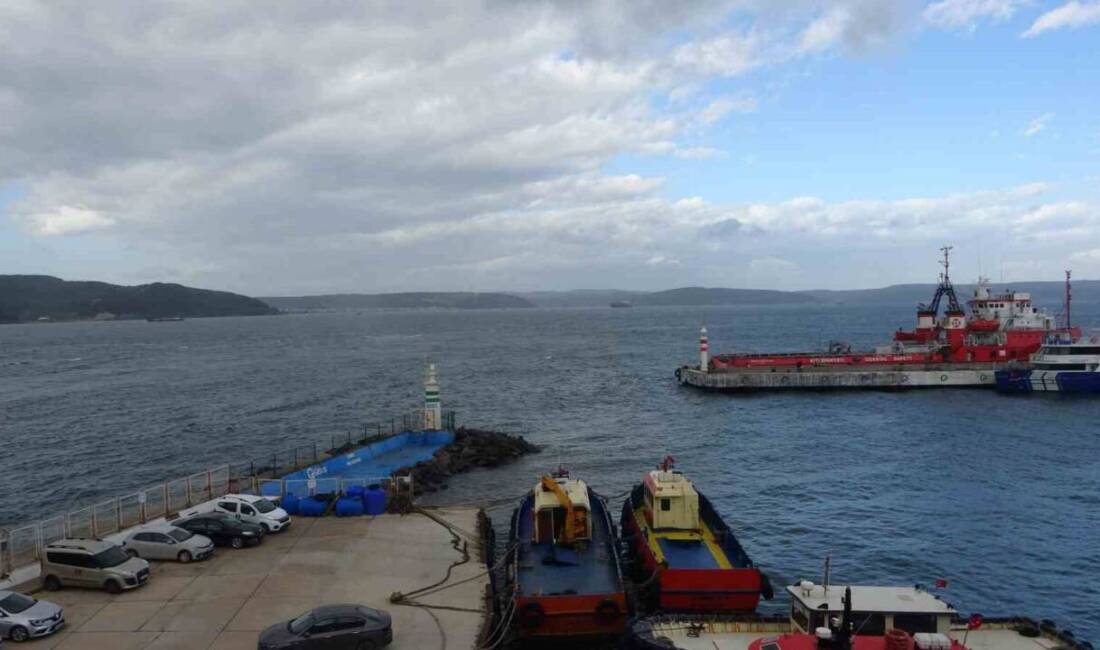 Çanakkale Boğazı, fırtına nedeniyle günü birlik deniz trafiğine kapatıldı. Gestaş