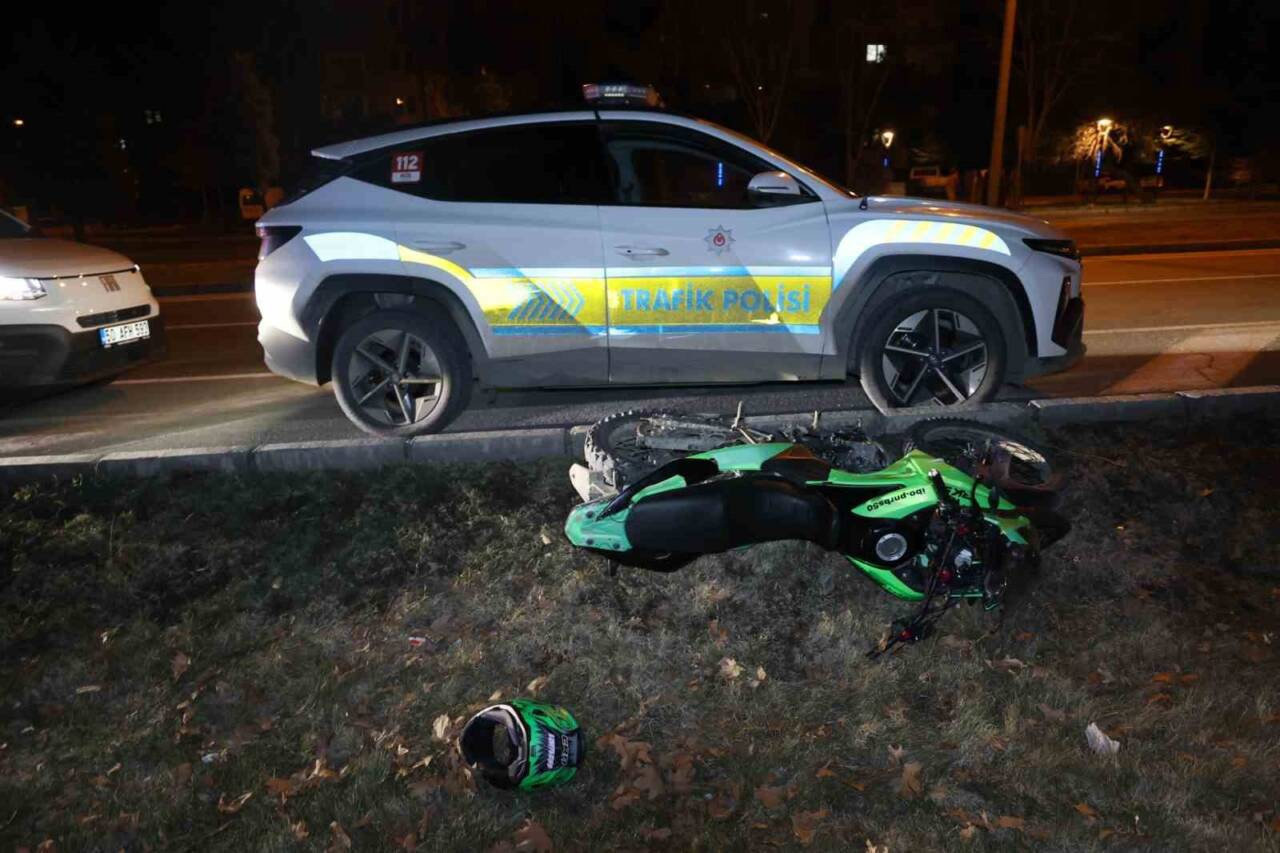 Nevşehir'de, plakasız motosiklet süren 15 yaşındaki İbrahim P., polisin dur