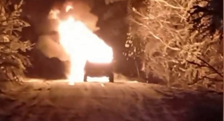 Bursa'nın İnegöl ilçesinde M.D. (36) yönetimindeki cip, Çayyaka Mahallesi yolu