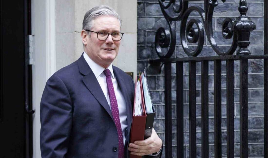 İngiltere Başbakanı Keir Starmer, Venezuela'da iktidar değişikliğini desteklediklerini belirterek, Nicolás