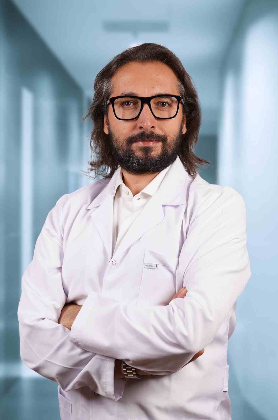 Kadın Hastalıkları ve Doğum Uzmanı Op. Dr. Şakir Volkan Erdoğan,