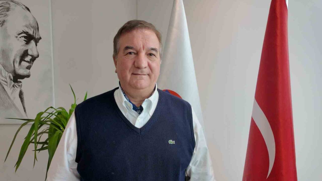 İzmirli turizmciler, Alsancak Limanı'nın şehir içindeki ağır lojistik faaliyetlerinin yaşam