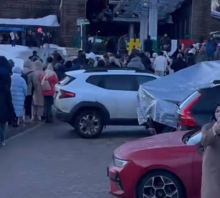 Uludağ'ın kış turizmi, hafta sonu ve sömestr tatilinde yoğun ziyaretçi