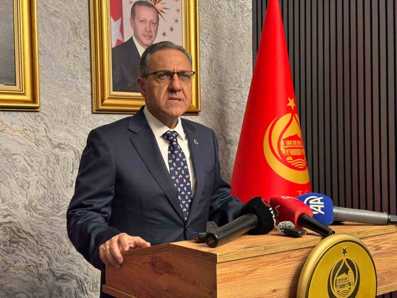 Yalova Valiliği'ne atanan Ahmet Hamdi Usta, göreve başlarken kentin potansiyeline