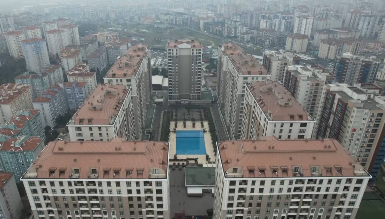 İstanbul Cumhuriyet Başsavcılığı’nın yolsuzluk soruşturması kapsamında gözaltına alınan eski milli