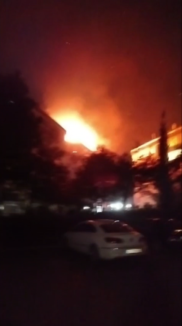 Yalova'da bir 5 katlı binanın çatı katındaki dairede mangal yakılması