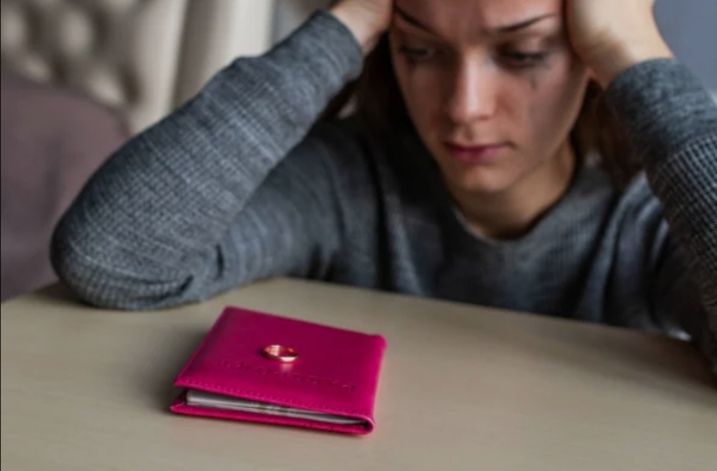 Feza Tuba Hatem Boşanmalar çoğaldı. Boşanmış hemcinslerimiz çok fazla. Hayatın