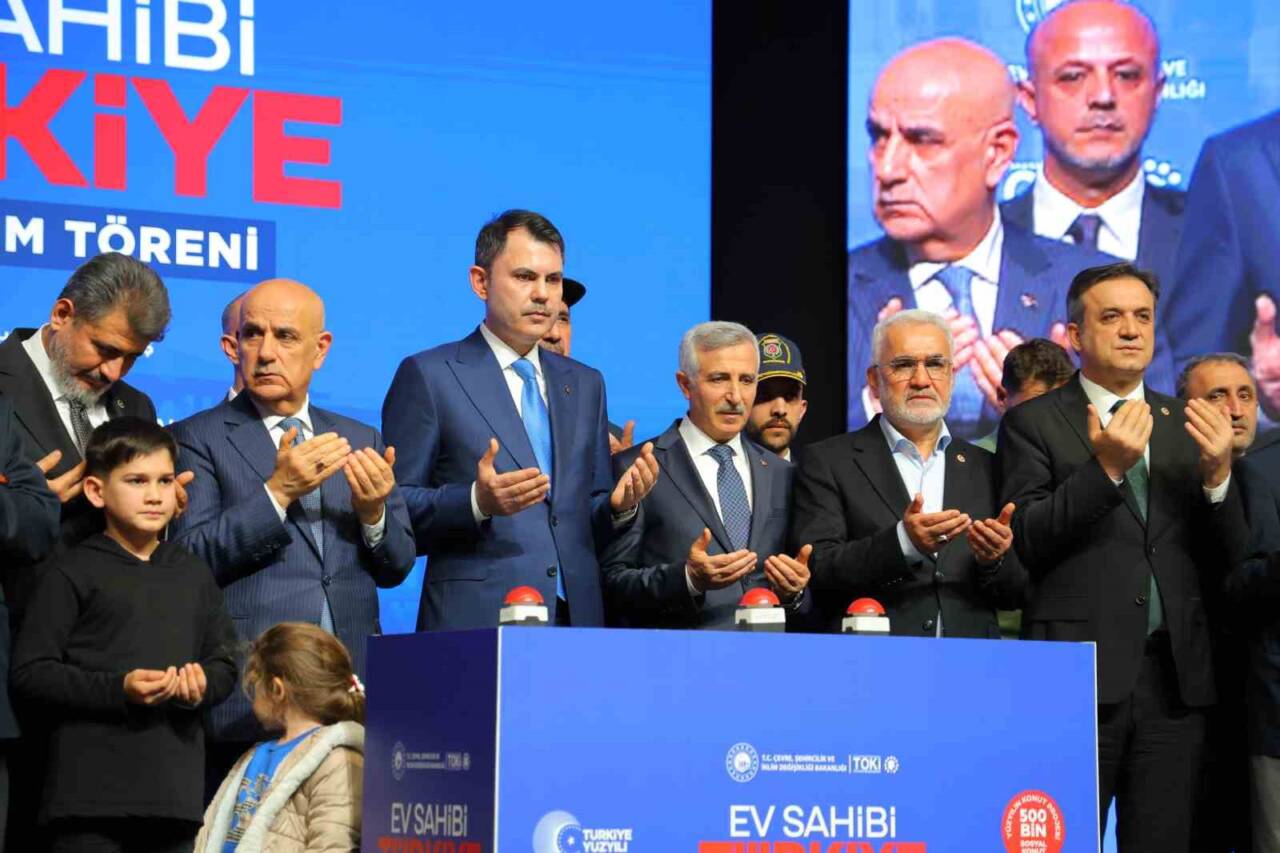 Çevre, Şehircilik ve İklim Değişikliği Bakanı Murat Kurum, CHP Genel