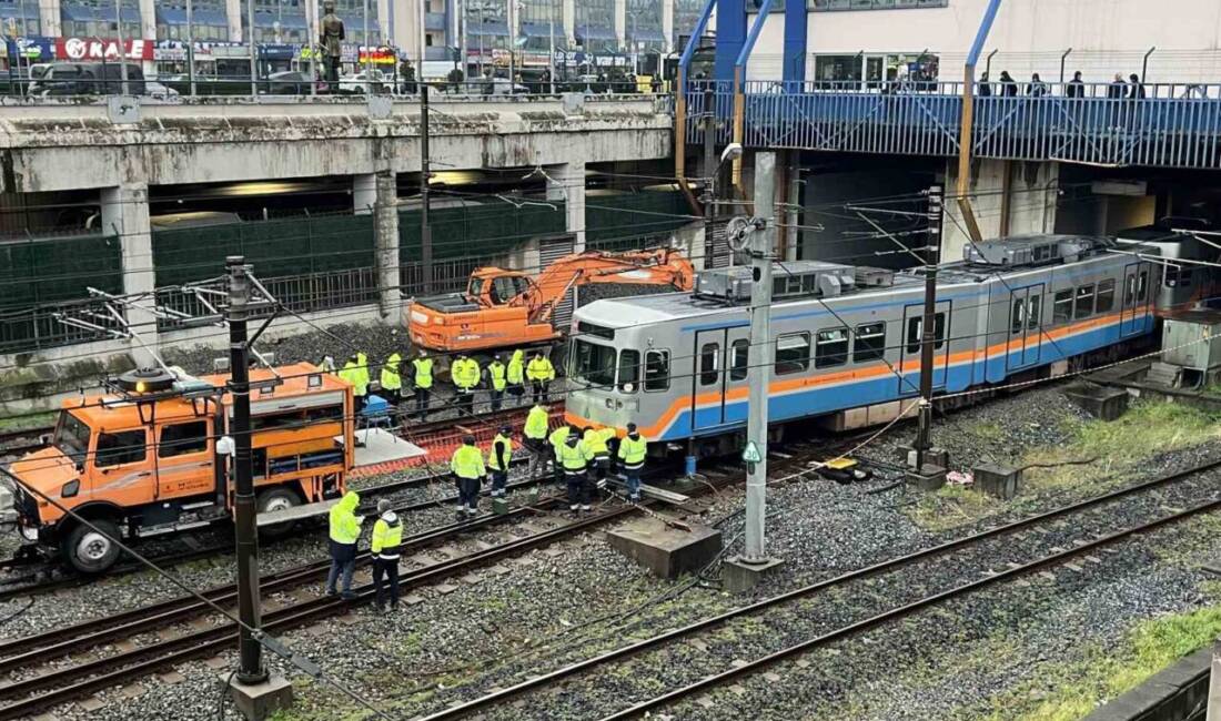 İstanbul Esenler'de, Yenikapı-Kirazlı metro hattında bir arıza nedeniyle seferler aksadı.