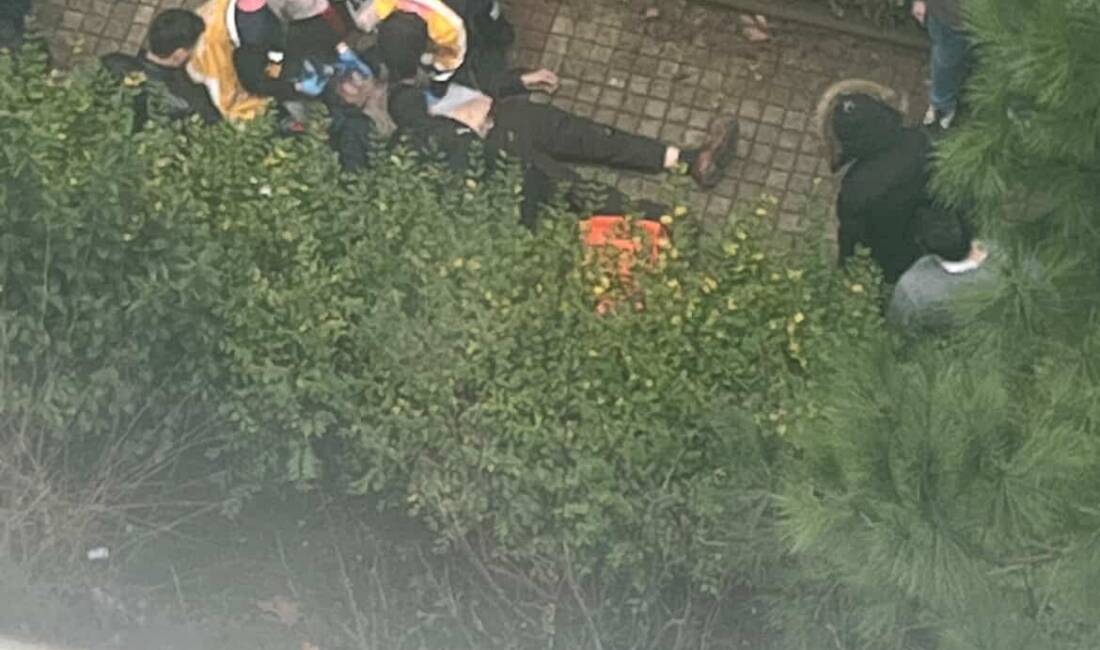 İstanbul Esenyurt'ta C.A. (46), husumetlisi A.A. (48) sokakta silahla 4