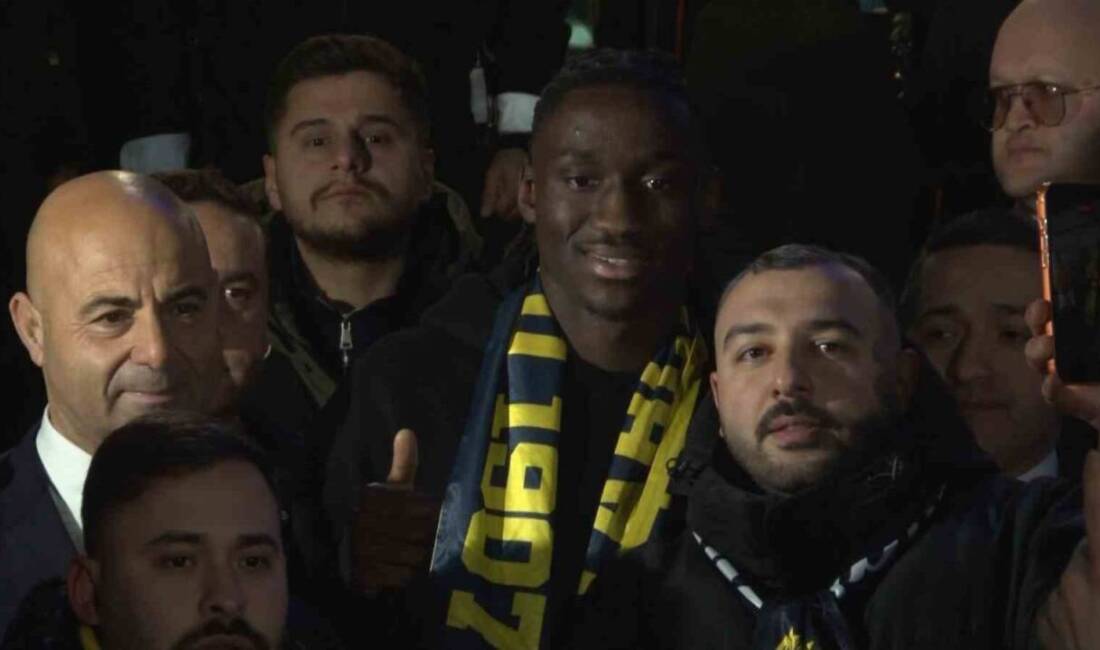 Fenerbahçe, genç forvet Sidiki Cherif ile anlaşma sağladı ve futbolcuyu