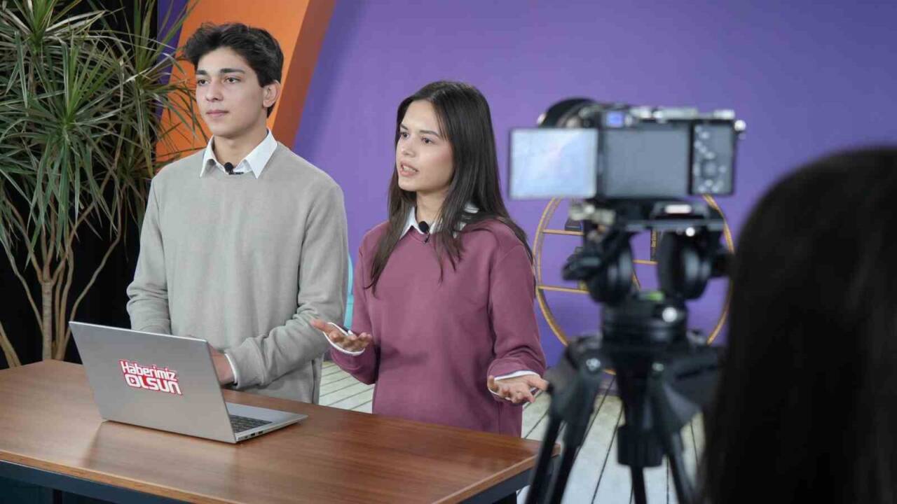 Milli Eğitim Bakanlığı'nın "Haberimiz Olsun" projesi, öğrencilerin haber bültenleri hazırlayarak