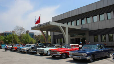 Kadıköy Belediyesi ve İstanbul Klasik Otomobilciler Derneği iş birliğiyle 14