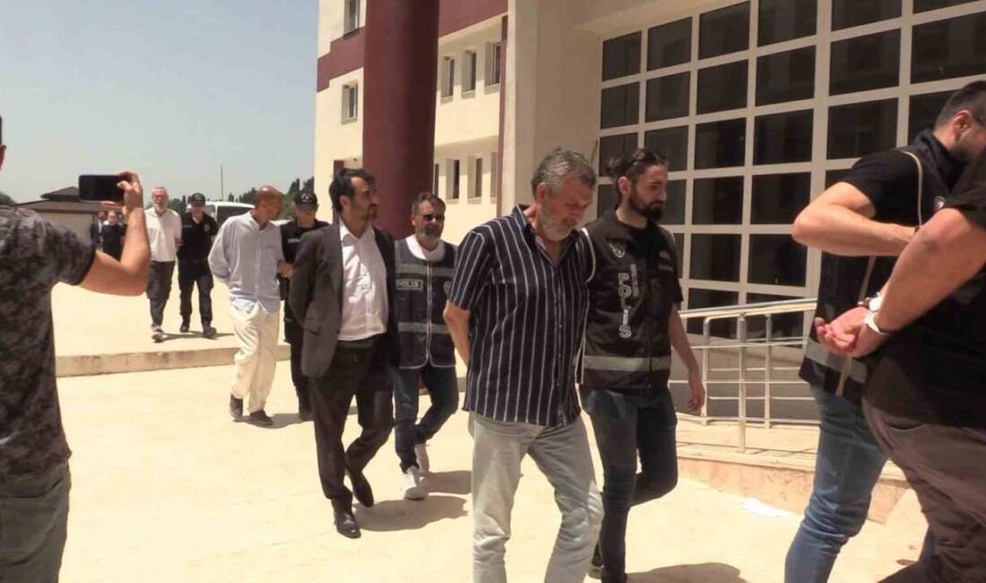 Yalova merkezli Karaderili Şirketler Grubu'na yönelik devre mülk dolandırıcılığı davasında,