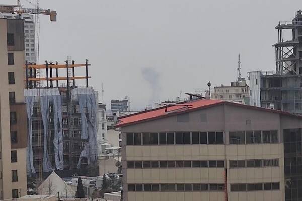 İran, "Gerçek Vaat-4" operasyonuyla Tel Aviv, İsrail ve BAE'deki askeri