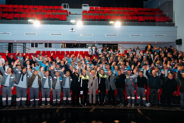Alanya'da Temizlik İşleri Müdürlüğü'nde çalışan şoförlere trafik eğitimi semineri düzenlendi.