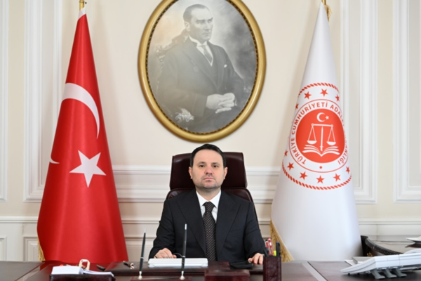 Adalet Bakanı Akın Gürlek, Çalışma ve Sosyal Güvenlik Bakanı Vedat