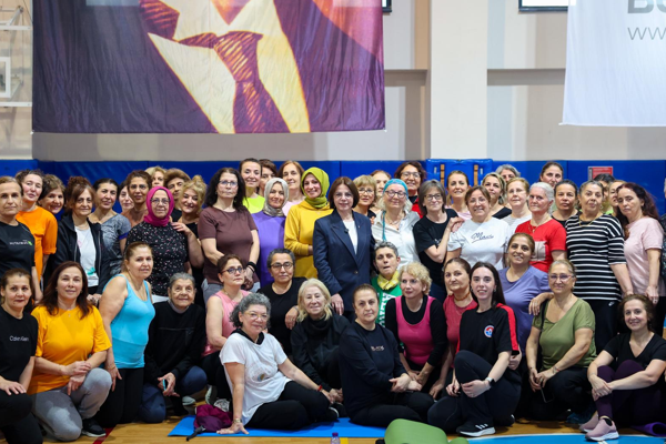 Maltepe Belediye Başkanı Esin Köymen, Yalçın Kızılay Kapalı Spor Merkezi'nde