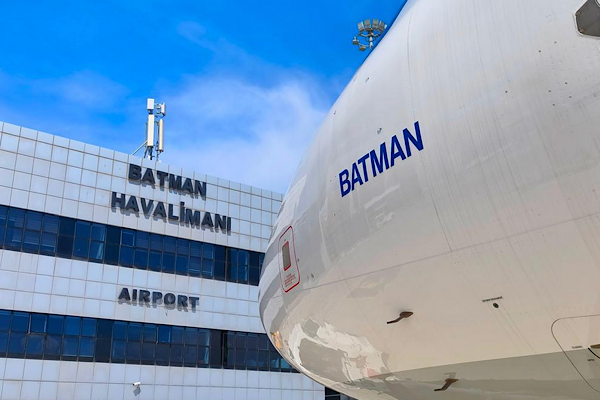 Batman Havalimanı, 29 Mart 2026'da yaz tarifesine geçiyor. Haftalık uçak