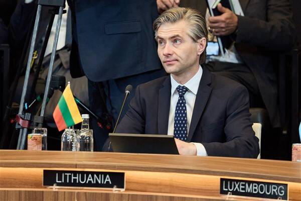 Litvanya Dışişleri Bakanı Kestutis Budrys, Paris Savunma ve Strateji Forumu'nda