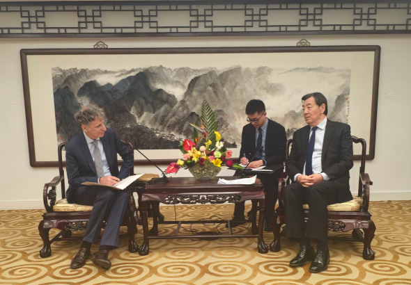 Çin hükümetinin Orta Doğu Özel Elçisi Zhai Jun, İsrail Büyükelçisi