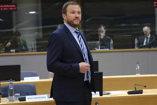 Estonya Dışişleri Bakanı Margus Tsahkna, Kolombiya'daki uçak kazasıyla ilgili taziye