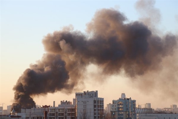 İsrail Savunma Kuvvetleri, İran'ın İsfahan kentindeki askeri üretim tesislerine geniş