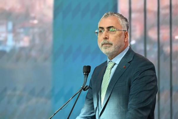 Çalışma ve Sosyal Güvenlik Bakanı Işıkhan, Gaziantep'te engellilere destek merkezini